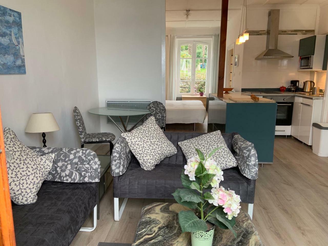 St Guenole' Studio Apartment Landévennec Eksteriør billede